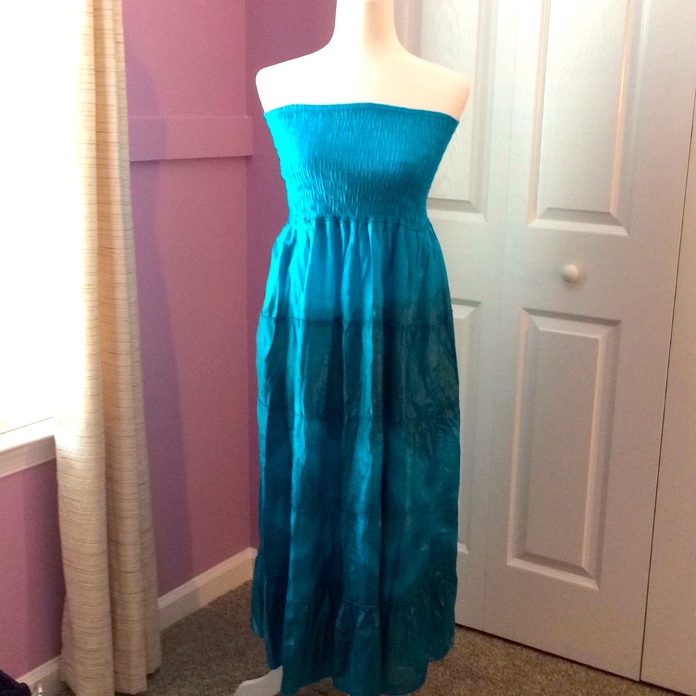Strapless dress